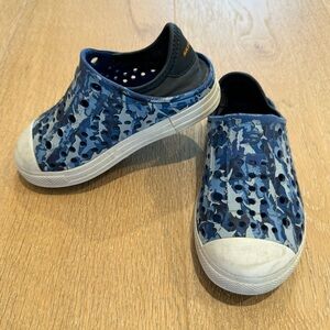 Sketchers Guzman Foamies Toddler Size 8